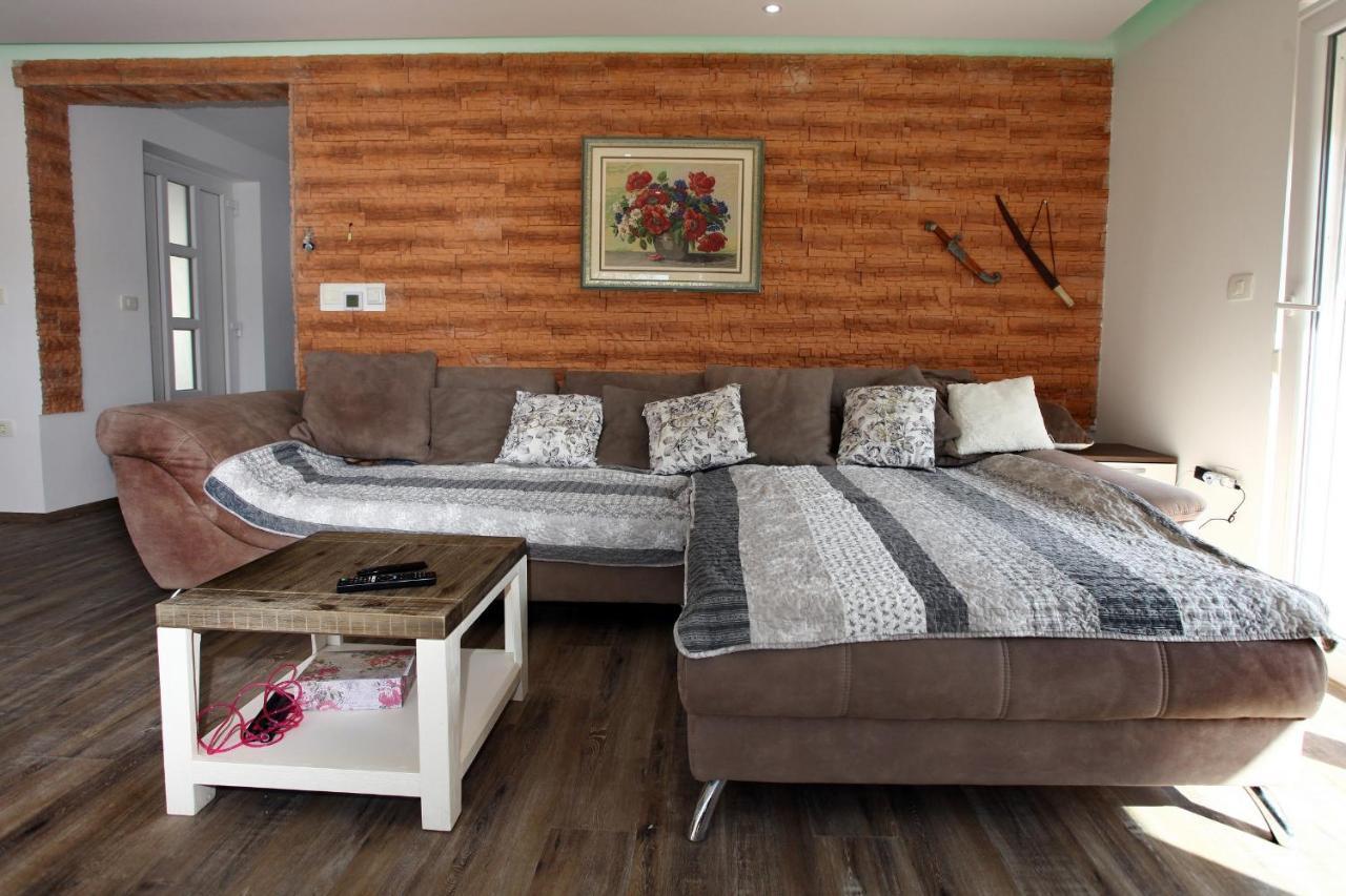Apartamento Klan Klara House Portoroz Exterior foto