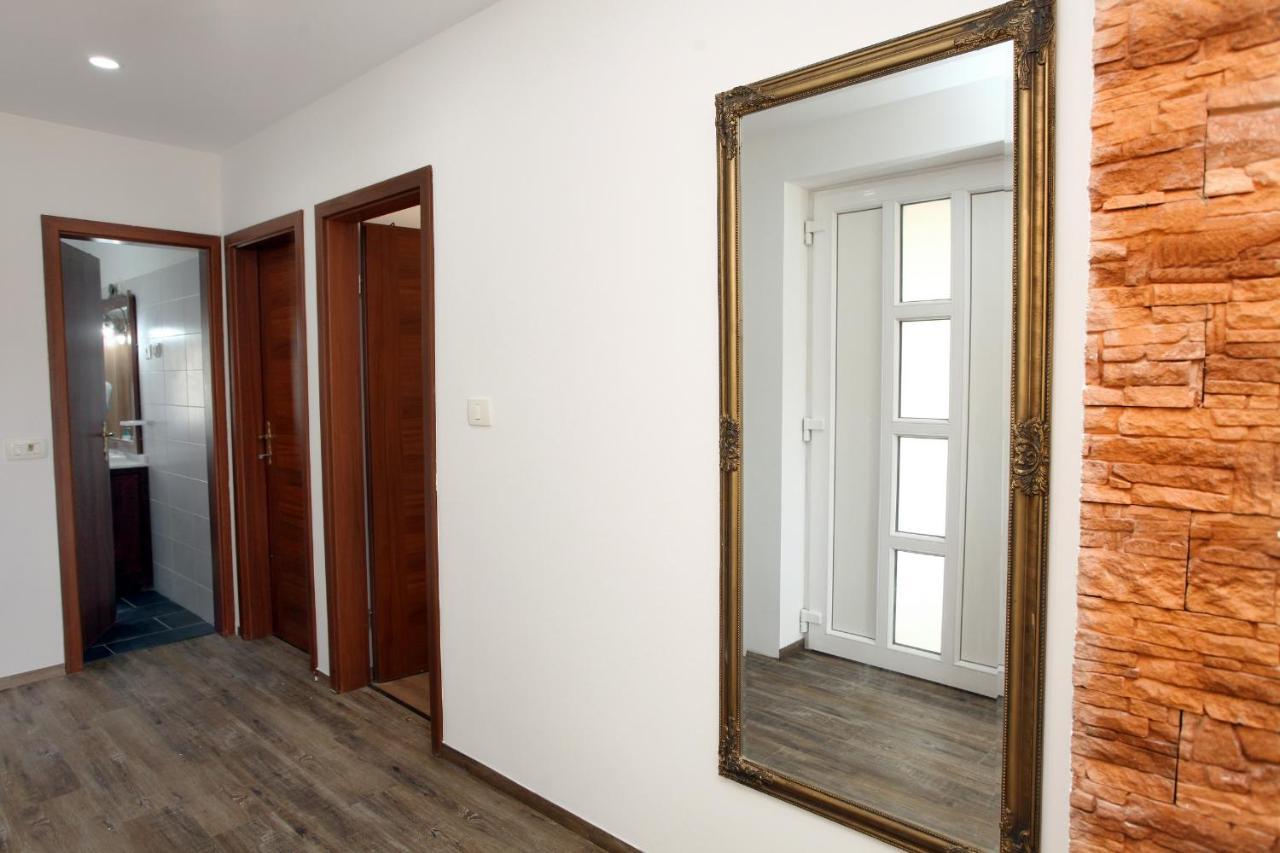 Apartamento Klan Klara House Portoroz Exterior foto