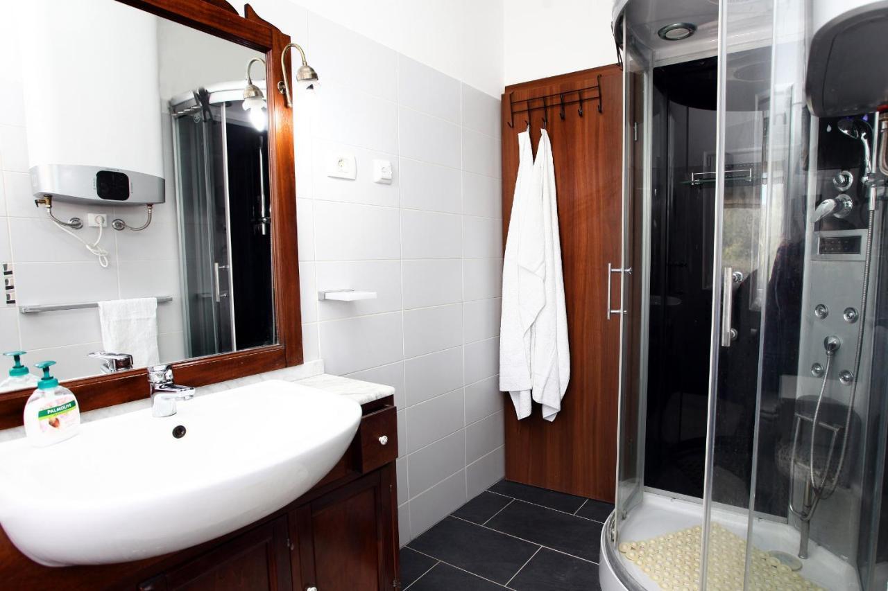Apartamento Klan Klara House Portoroz Exterior foto